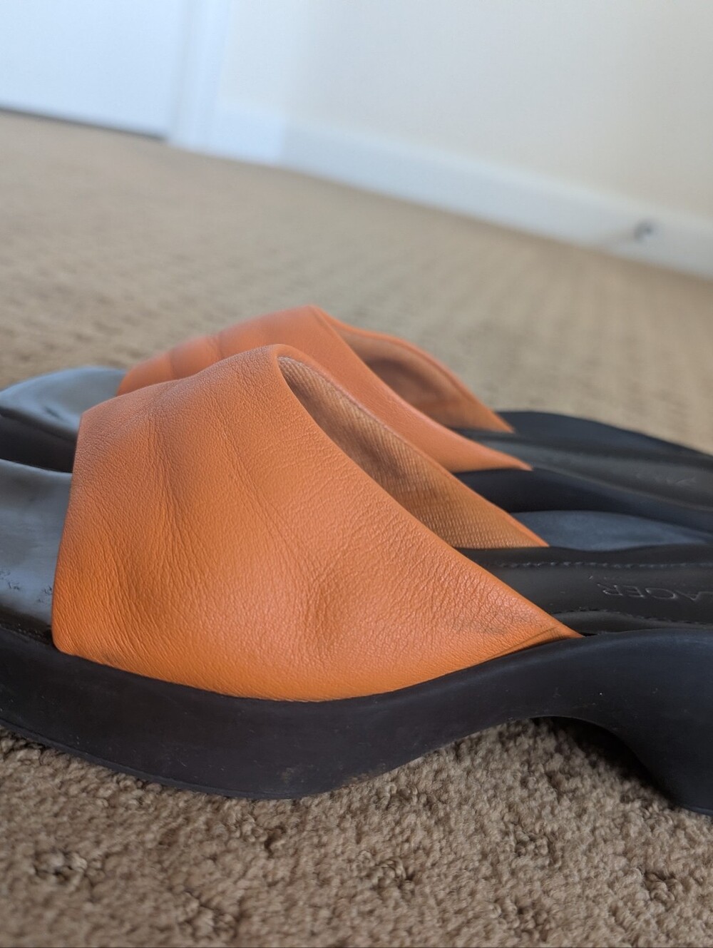 Villager By Liz Claiborne Size 7, Orange Slide sandals. - Picture 4 of 7